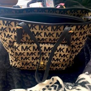 Kk bag with makeup bag!!